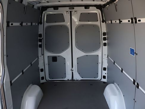 New 2026 Mercedes-Benz Sprinter 2500 image 15