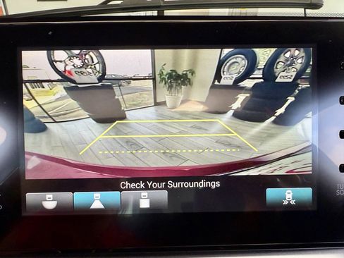 Used 2019 Honda Accord Sport image 11