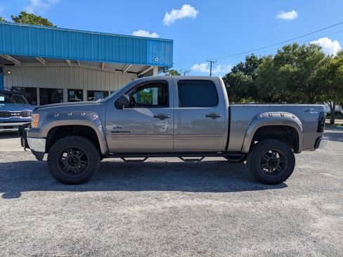 Used 2013 GMC Sierra 1500 SLE w/ Power Tech Package AWD/4WD image 7