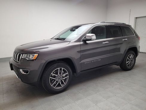 Used 2021 Jeep Grand Cherokee Limited image 2
