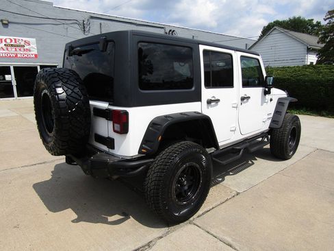 Used 2014 Jeep Wrangler Unlimited Sport w/ Quick Order Package 23S AWD/4WD image 7