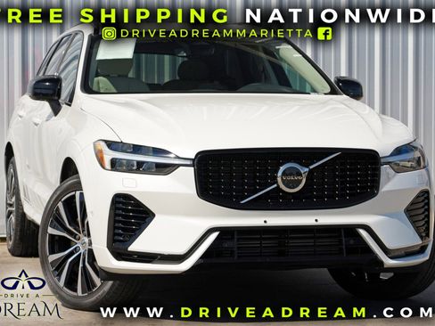 Used 2023 Volvo XC60 T8 Plus w/ Climate Package image 2
