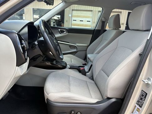 Used 2020 Kia Soul EX FWD image 12
