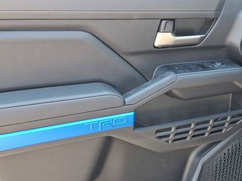 New 2025 Toyota Tacoma TRD Sport image 8