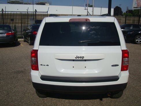Used 2015 Jeep Patriot High Altitude AWD/4WD image 4