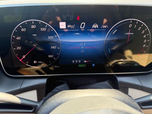 Used 2026 Mercedes-Benz GLC 350e 4MATIC image 18