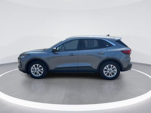 Certified 2023 Ford Escape Active w/ Cold Weather Package FWD image 4