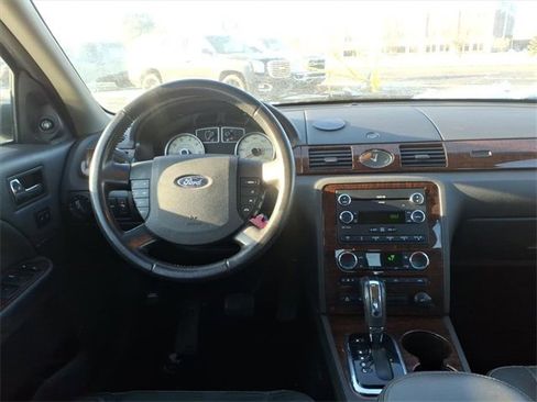 Used 2009 Ford Taurus Limited image 11