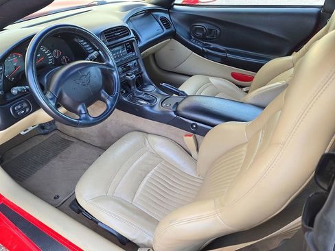 Used 1999 Chevrolet Corvette Convertible w/ Memory Pkg image 16