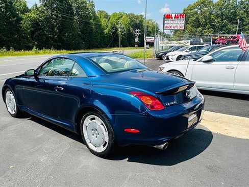 Used 2004 Lexus SC 430 Convertible image 3