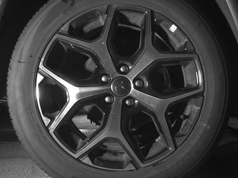 Used 2025 Jeep Compass Limited AWD/4WD image 15