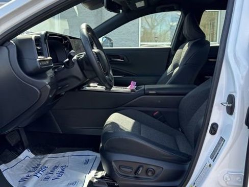 Used 2024 Toyota Crown XLE image 14