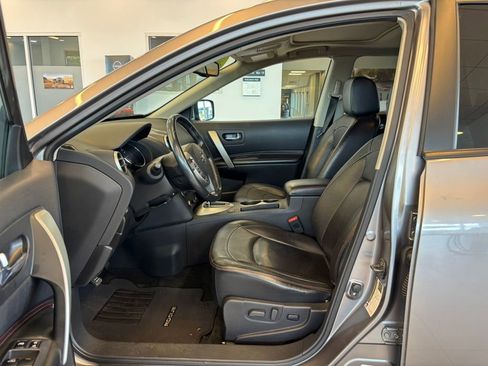 Used 2011 Nissan Rogue SV w/ SL Pkg AWD/4WD image 15