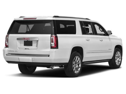 Used 2015 GMC Yukon XL Denali w/ Premium Package AWD/4WD image 2