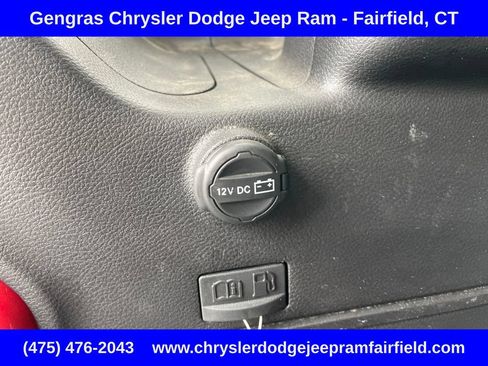 Certified 2025 Jeep Wrangler Unlimited Sahara AWD/4WD image 31