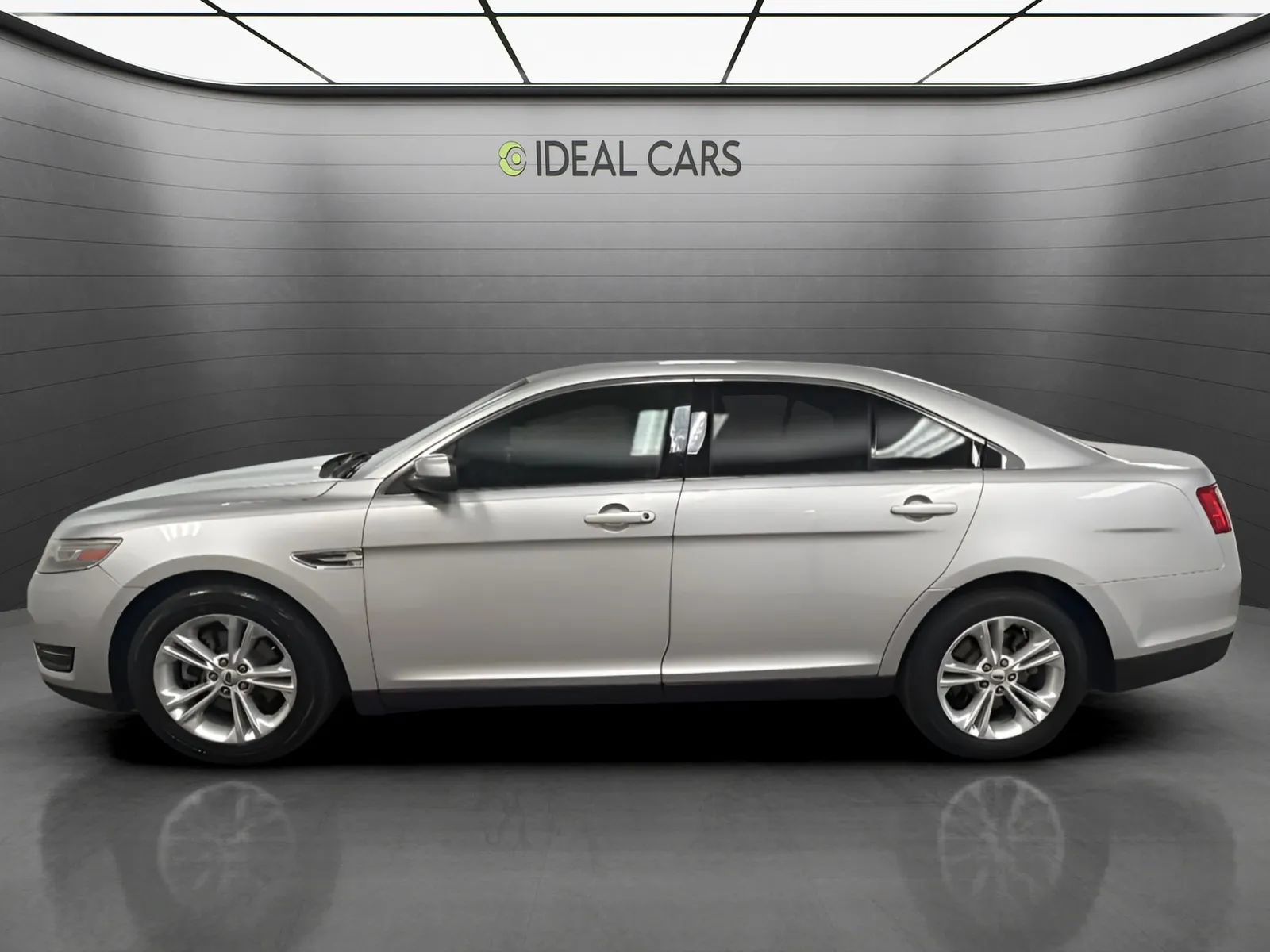 Used 2014 Ford Taurus SEL w/ Equipment Group 201A FWD image 8