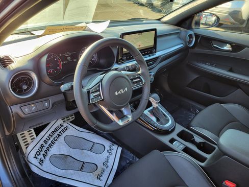 Used 2023 Kia Forte GT-Line w/ GT-Line Technology Package image 17