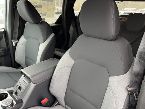 New 2025 Ford Bronco Big Bend image 8