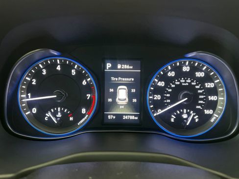 Used 2021 Hyundai Kona SEL w/ Winter Weather Package image 17