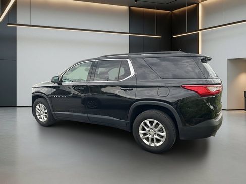 Used 2021 Chevrolet Traverse LT FWD image 3