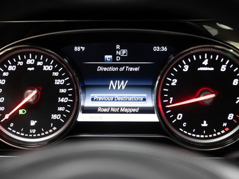 Used 2018 Mercedes-Benz E 300 4MATIC w/ Premium 1 Package image 73