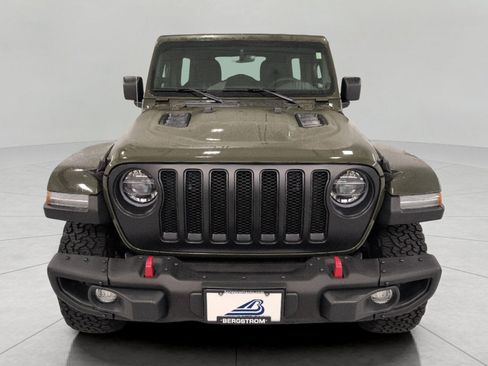 Used 2022 Jeep Wrangler Unlimited Rubicon w/ Steel Bumper Group AWD/4WD image 13