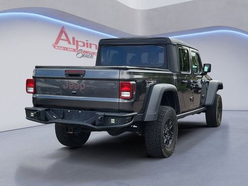 Used 2023 Jeep Gladiator Mojave w/ Cold Weather Group image 5