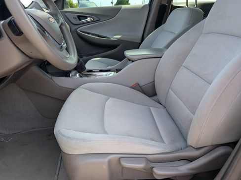 Used 2020 Chevrolet Malibu LS FWD image 6