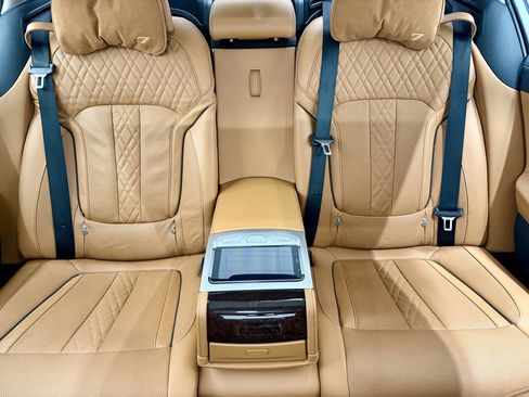 Used 2016 BMW 750i xDrive image 10