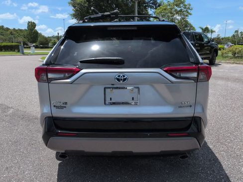 Used 2020 Toyota RAV4 XSE w/ XSE Grade Weather Package AWD/4WD image 5