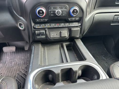 Used 2020 GMC Sierra 1500 AT4 image 18