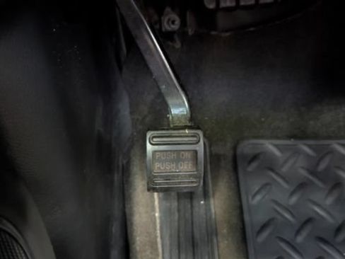 Used 2015 Chevrolet Silverado 1500 LTZ AWD/4WD image 31