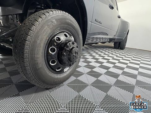 Used 2025 RAM 3500 Laramie w/ Night Edition AWD/4WD image 13