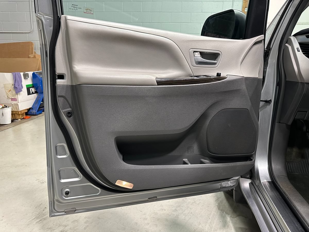 Used 2017 Toyota Sienna XLE w/ Protection Package AWD/4WD image 25