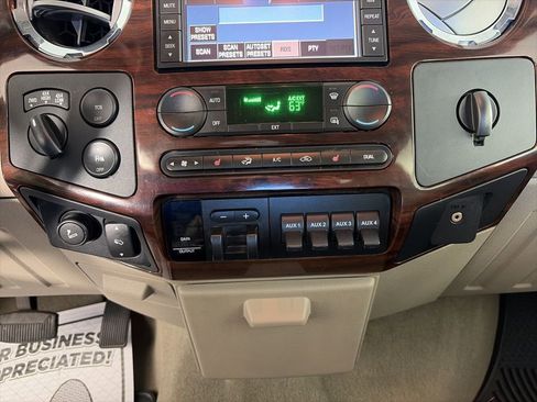 Used 2008 Ford F350 Lariat image 17