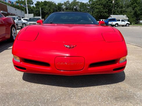 Used 1998 Chevrolet Corvette Convertible w/ Memory Pkg RWD image 3