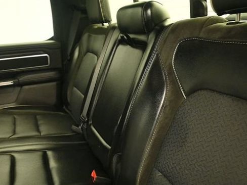 Used 2024 RAM 1500 Laramie AWD/4WD image 12