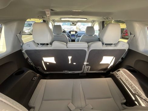 Used 2016 Acura MDX SH-AWD image 25