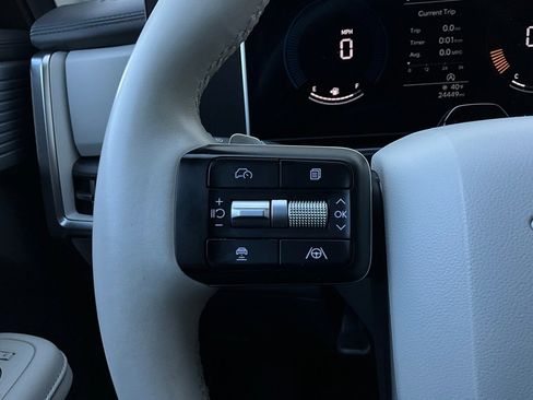 Used 2025 Hyundai Santa Fe SEL image 34