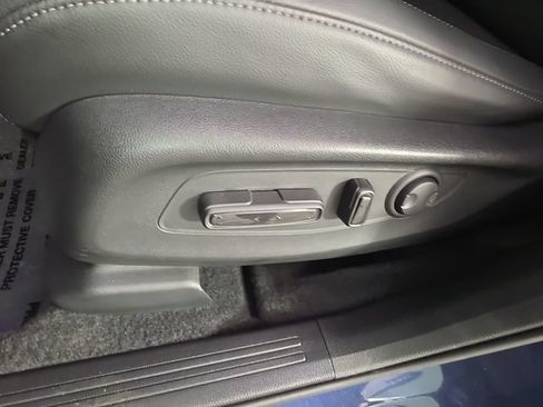 Used 2024 Honda CR-V EX-L image 35