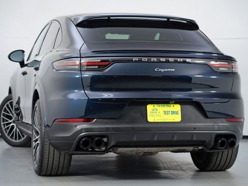 Used 2021 Porsche Cayenne Coupe image 6
