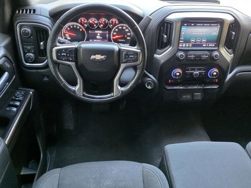 Used 2021 Chevrolet Silverado 1500 LT image 10