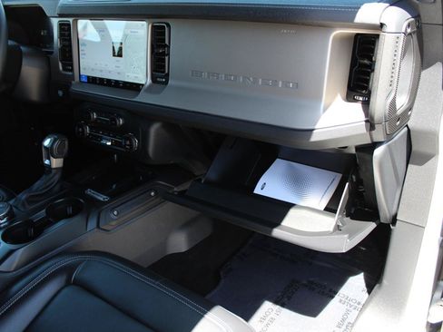 Used 2025 Ford Bronco Outer Banks AWD/4WD image 61