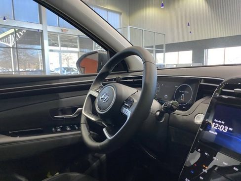 Used 2024 Hyundai Tucson Limited image 41
