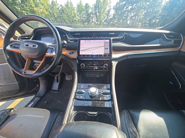 Used 2022 Jeep Grand Cherokee Summit AWD/4WD image 19