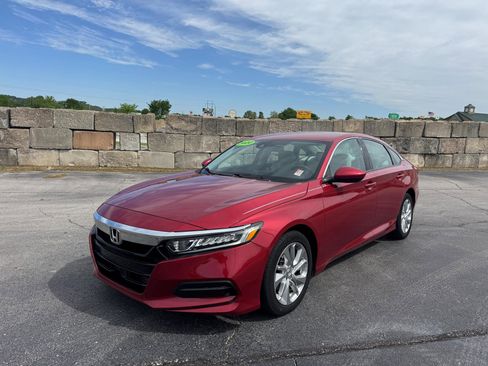 Used 2020 Honda Accord LX image 2