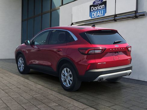 Used 2023 Ford Escape Active AWD/4WD image 5