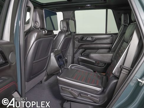 Used 2025 GMC Yukon AT4 Ultimate image 15