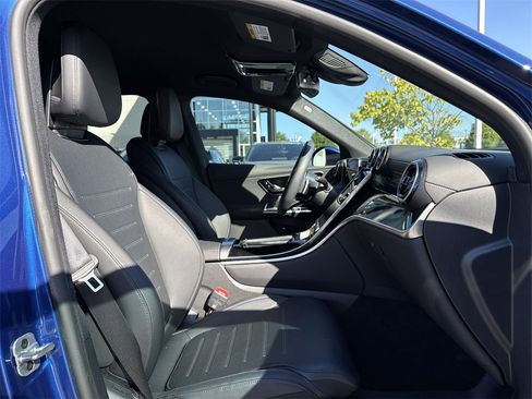 Certified 2025 Mercedes-Benz GLC 350e 4MATIC image 17