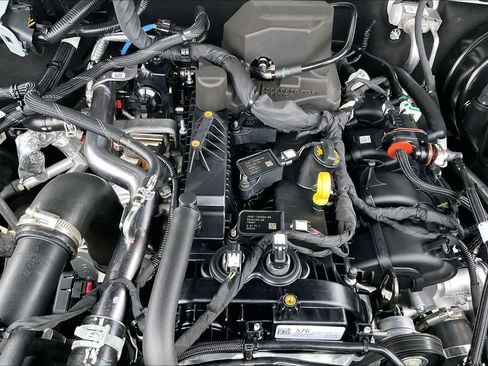 Used 2024 Ford Bronco Outer Banks image 32